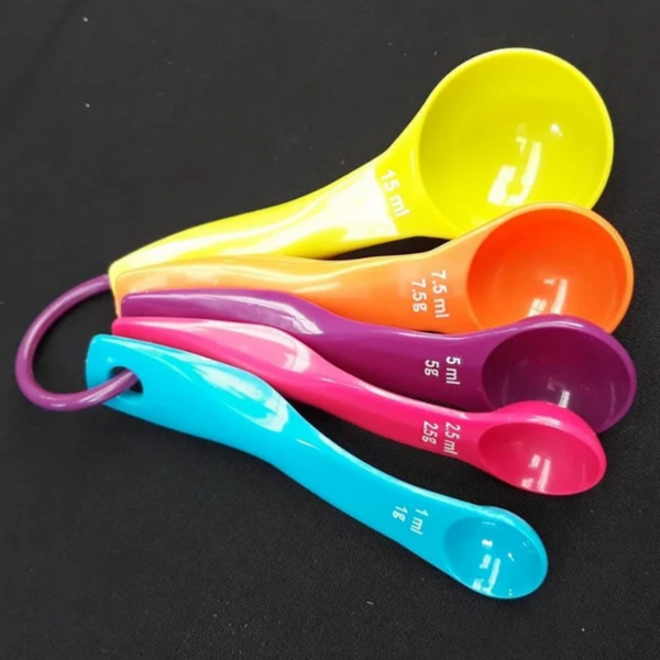 BAKING ACCESSORIES - Brightly Coloured Measuring Spoons